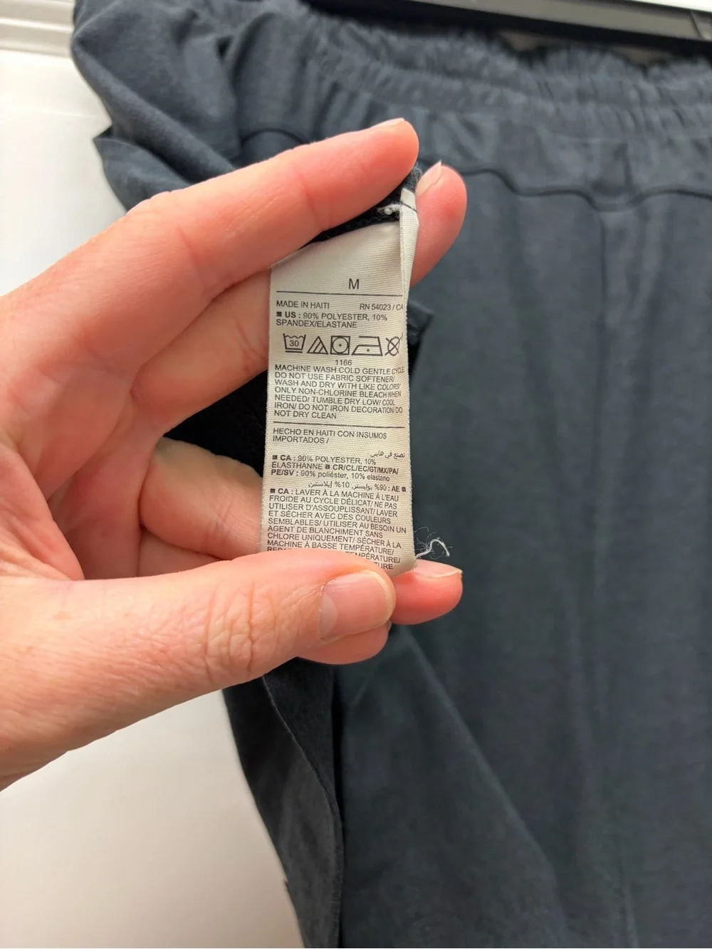 Old Navy Black/Dark Grey High-Waisted CloudMotion Shorts -- 5-inch inseam Medium